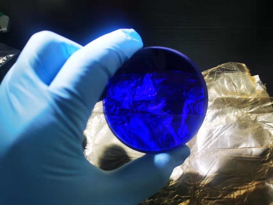 Kolorowy, domieszkowany laserowo szafirowy kryształ Al2o3 Syntetyczny