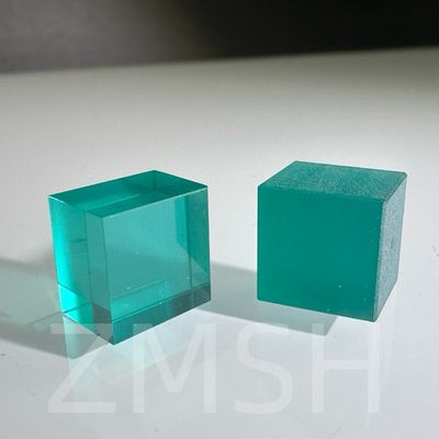 Sztuczna uprawa Dopingowany kolor Sapphire AL2O3 Dostosowana metoda CZ Ruby Blue Padparadscha