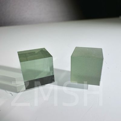 Sztuczna uprawa Dopingowany kolor Sapphire AL2O3 Dostosowana metoda CZ Ruby Blue Padparadscha