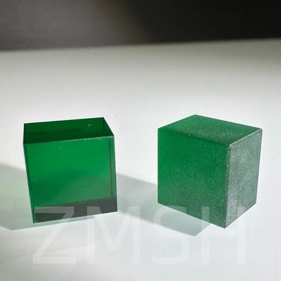 Sztuczna uprawa Dopingowany kolor Sapphire AL2O3 Dostosowana metoda CZ Ruby Blue Padparadscha