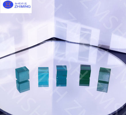 Sapphire Gemstone Raw Material Laboratory Made Olive Green Soft Mint Green Emerald Green Do biżuterii