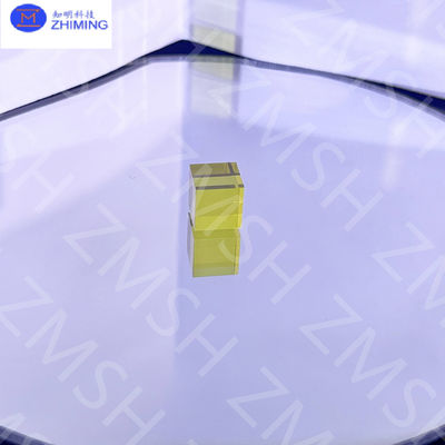 Smaragd Sapphire surowy kamień sztuczny zielony kolorowy dla trwałej biżuterii i zegarka
