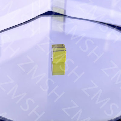 Smaragd Sapphire surowy kamień sztuczny zielony kolorowy dla trwałej biżuterii i zegarka