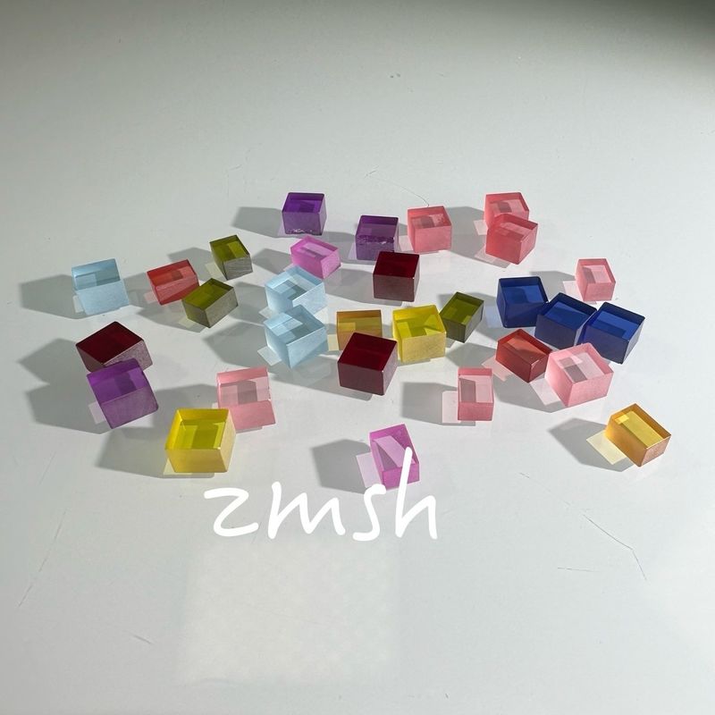Sztuczna uprawa Dopingowany kolor Sapphire AL2O3 Dostosowana metoda CZ Ruby Blue Padparadscha