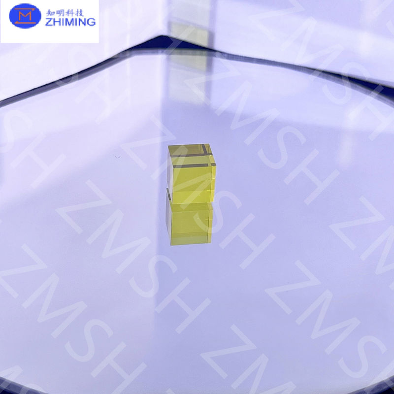 Smaragd Sapphire surowy kamień sztuczny zielony kolorowy dla trwałej biżuterii i zegarka