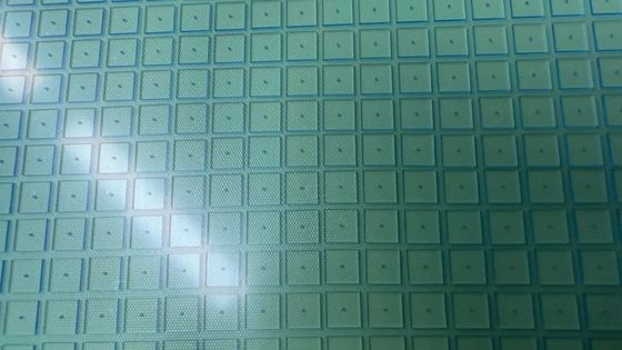 Dobra cena Kwarc / borokrzemianowa płyta ze szkła UV Otwory do wykrawania 4,4 X 4,4 X 0,5 mm w Internecie