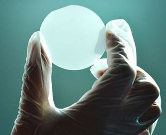 Dobra cena 5x5 / 10x10 Mm azotek wolframu w formie półprzewodnikowej płytki wiórowej w Internecie