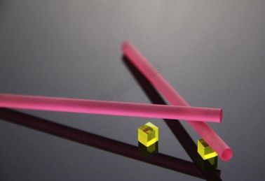 Dobra cena Lakierowanie Dostosowany rozmiar Laserowo-szafirowy kryształ o wysokiej twardości, odporny na korozję w Internecie