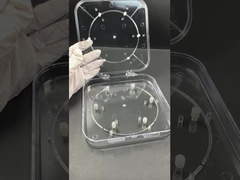 Ustawialne pudełko płytkowe